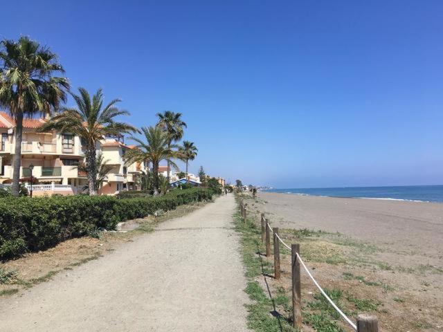 Apartamento 60 M2 En La Playa Torre de Benagalbοn Εξωτερικό φωτογραφία